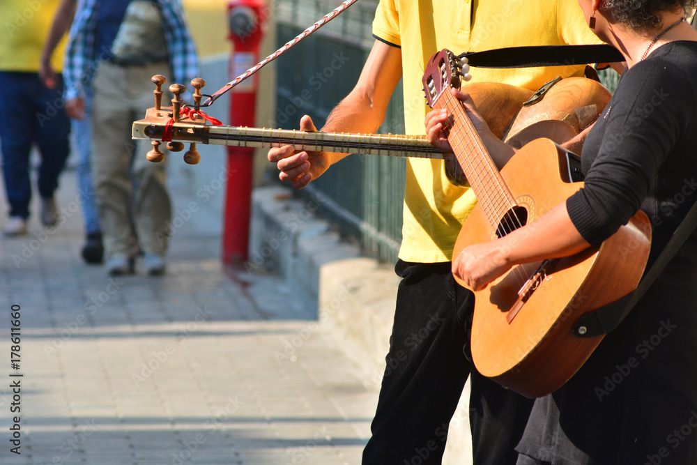 Fototapeta premium Happy street musicians