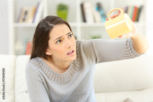 Bilde på lerret Stressed woman without coffee