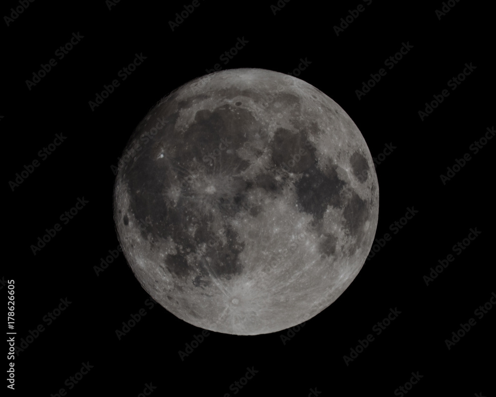 Fototapeta premium Full moon on an autumn evening