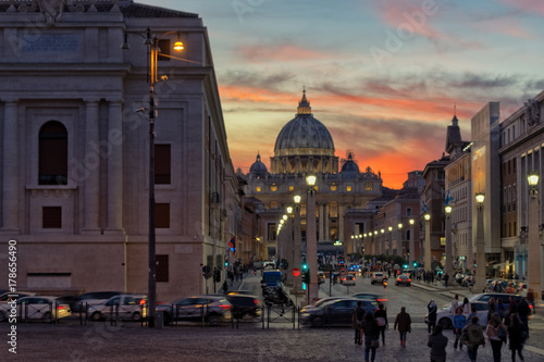 Saint Peter Vatican city at sunset - Rome   Italy 