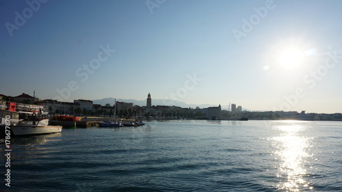 split harbor from a boat © chriss73