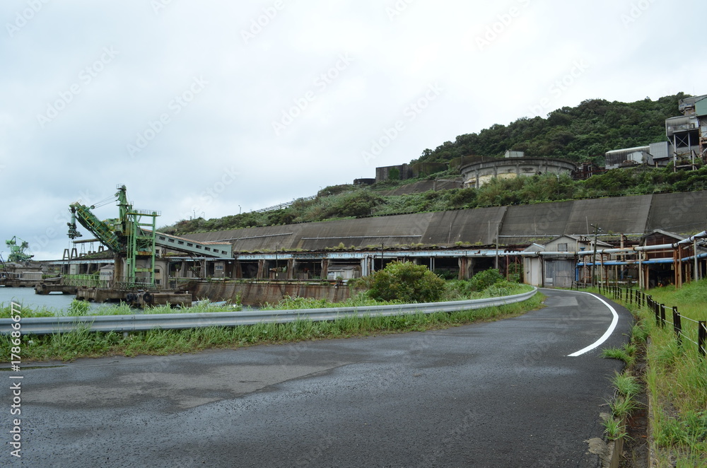 長崎県長崎市 池島 炭鉱 アパート 廃墟 Nagasaki city Ikeshima Coalmine apartment ruins 長崎県長崎市 池島 炭鉱 アパート 廃墟 Nagasaki city Ikeshima Coalmine apartment ruins