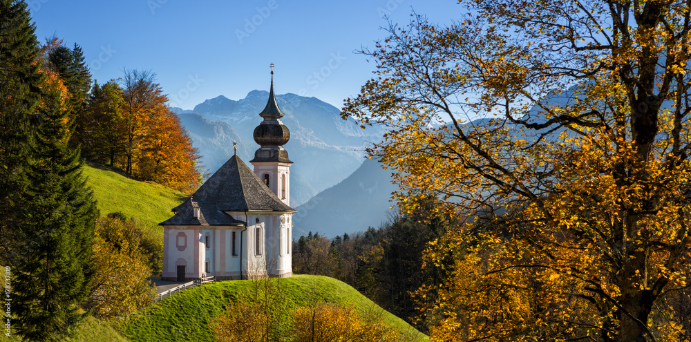 Φωτογραφία The pilgrimage church of Maria Gern near Berchtesgaden.