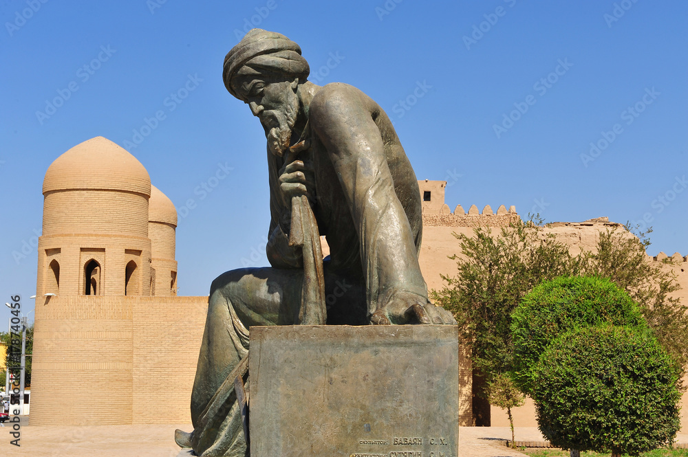 Khiva: Muhhamad ibn Muso monument