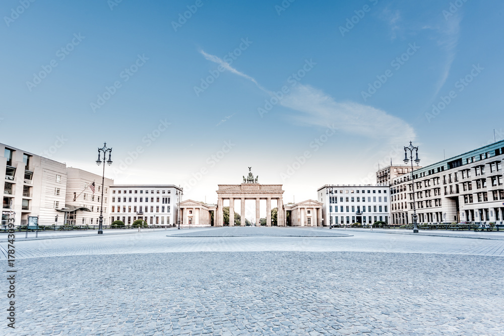 Brandenburger Tor in Berlin, early morning, nobody