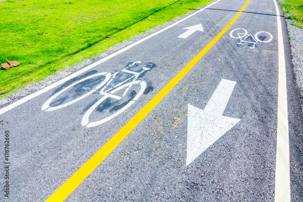Fototapeta premium Bicycle track for safety. Bike track road