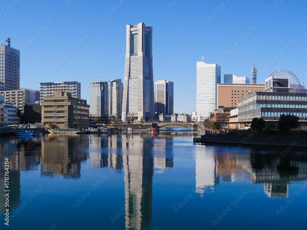 Fototapeta premium 神奈川県 横浜市 みなとみらい