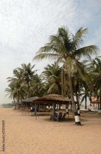 Plage de Mahäbalipuram (Tamil Nadu-Inde) © virginievanos