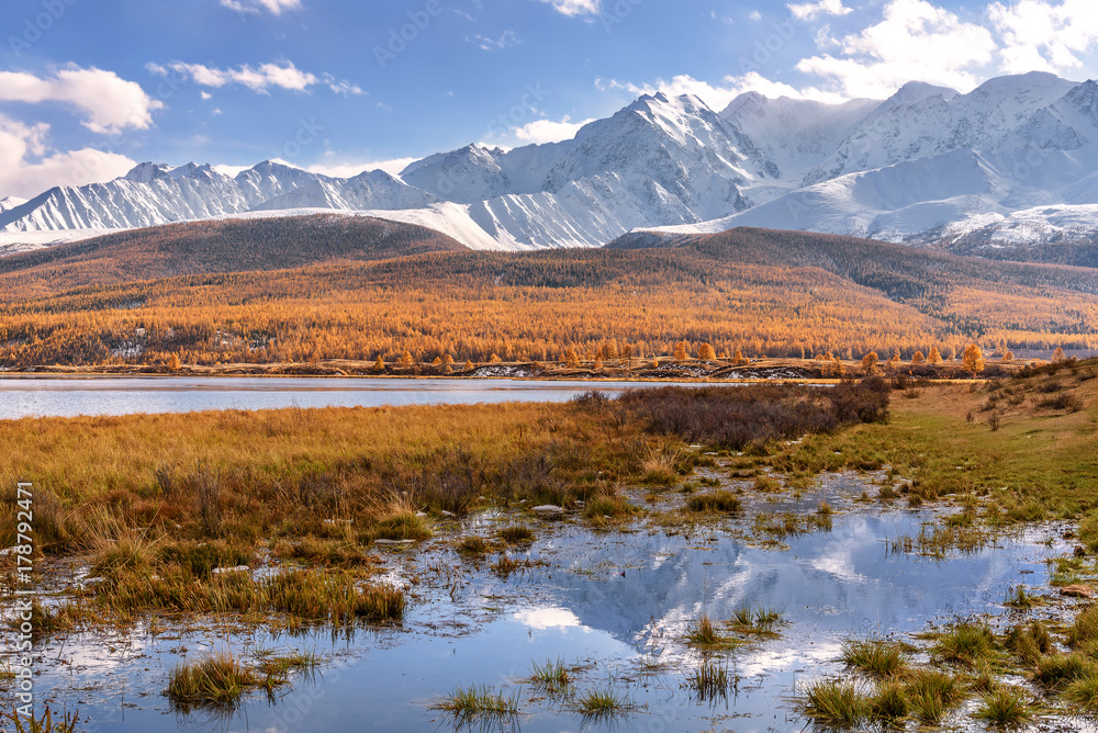 lake mountains reflection autumn lake mountains reflection autumn