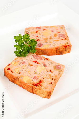 Pizzaleberkäse gebacken
