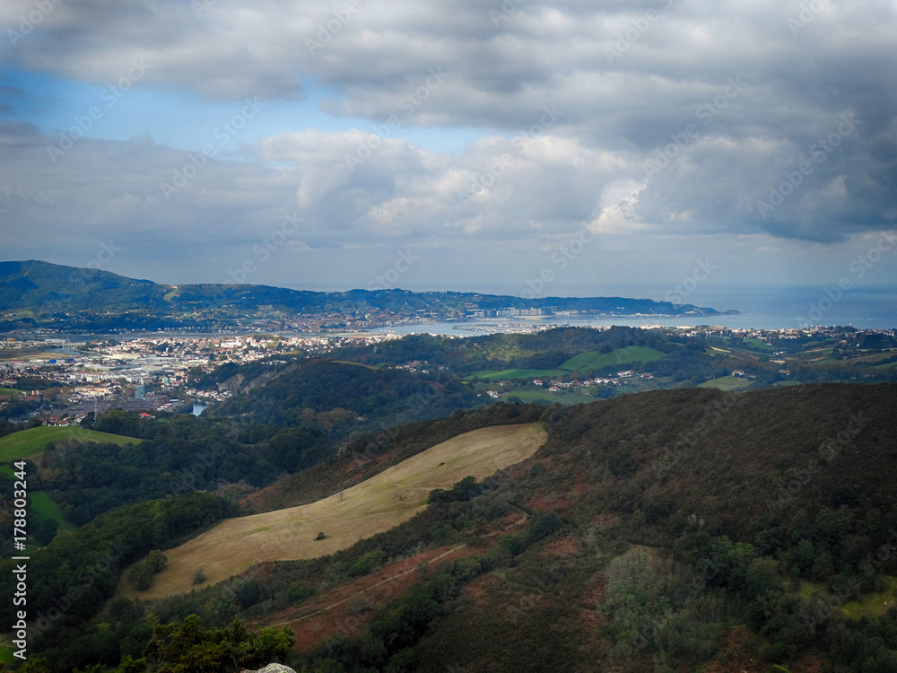 Views from the first mountain in the Pyrenees starting by the Atlantic Ocean - Xoldokogaina 