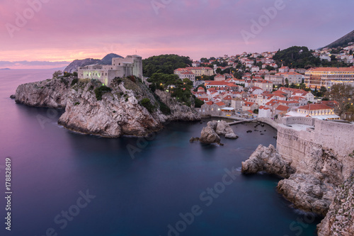 Fototapeta Naklejka Na Ścianę i Meble -  Festung Lovrijenac in Dubrovnik nach Sonnenuntergang