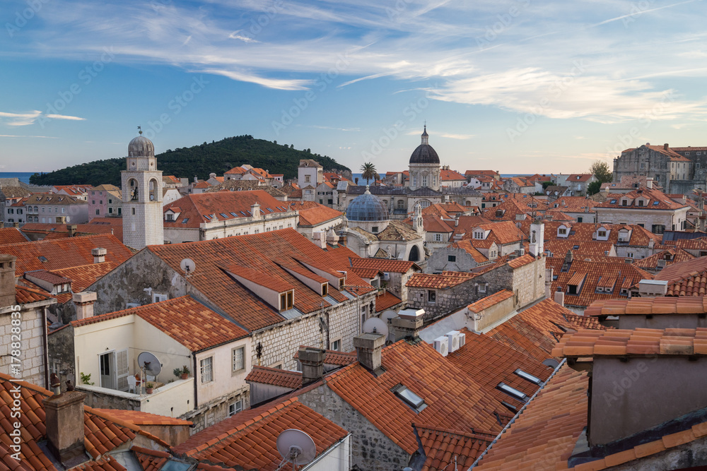 Altstadt Dubrovnik mit Sicht auf die Kathedrale