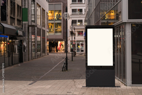 Digital outdoor advertising