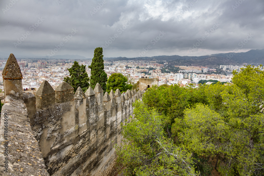 Fototapeta premium Malaga castle and city skyline