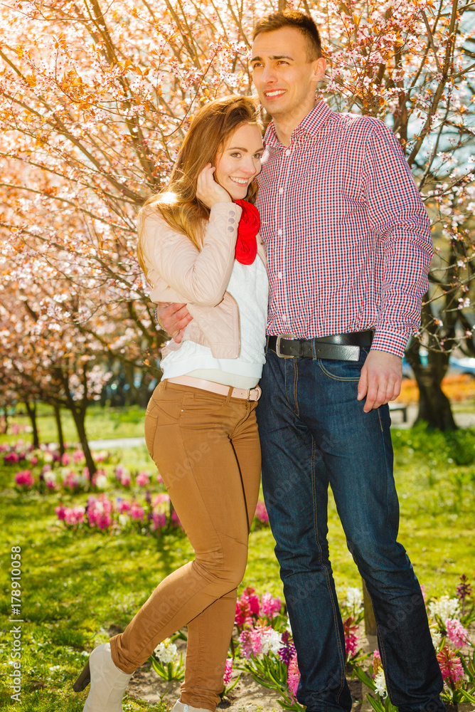 Fototapeta premium Happy couple having romantic date in park