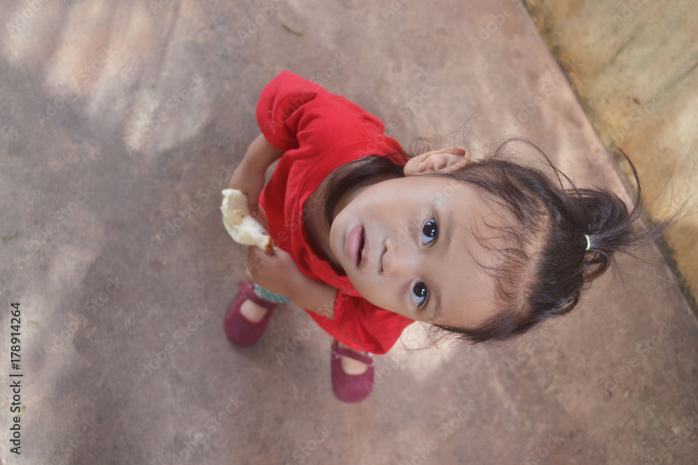 Fototapeta premium little girl