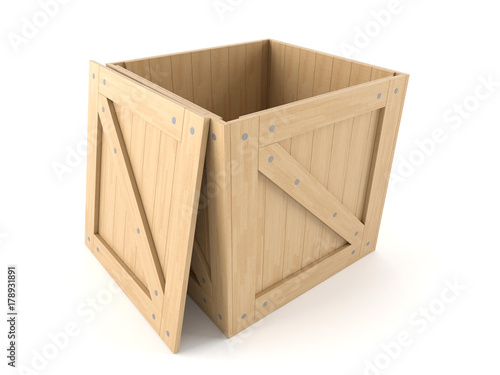 Open wooden box © Talaj