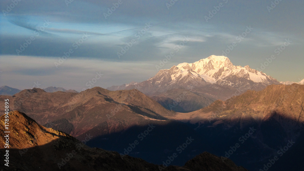 Mont Blanc au coucher du soleil