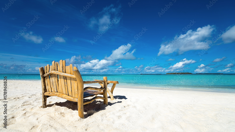 Sitting place and table in a tropical beach