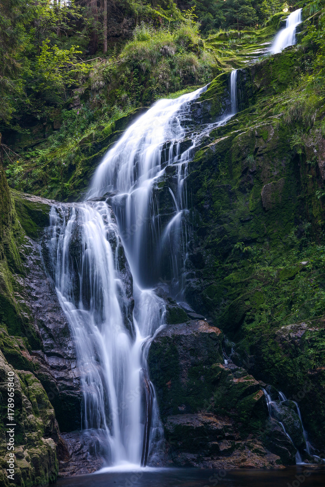 Fototapeta premium Wodospad „Kamienzcka Wodapad”