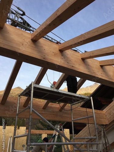 tetto carpentiere costruzione tetti edilizia case case eco case in legno 