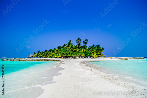 dhiggiri maldives island