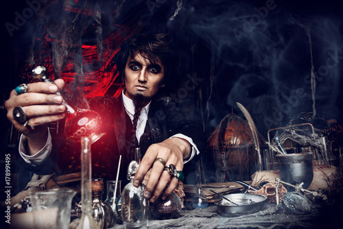Bilde på lerret scientist with his elixir