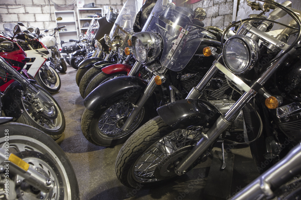 Obraz premium Winter laying-up of motorcycles in warehouse