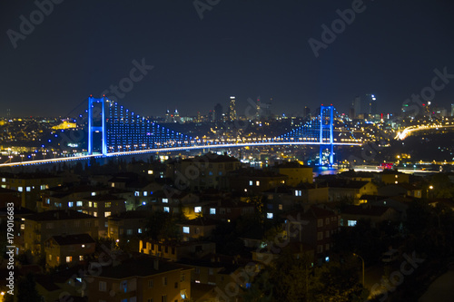 Bosphorus Bridge © muratutku