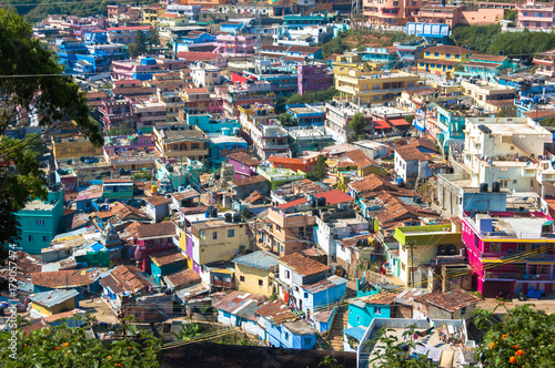 Φωτογραφία Indian city Ooty, Coonor, Nilgiris ,Tamil Nadu. Colored roof