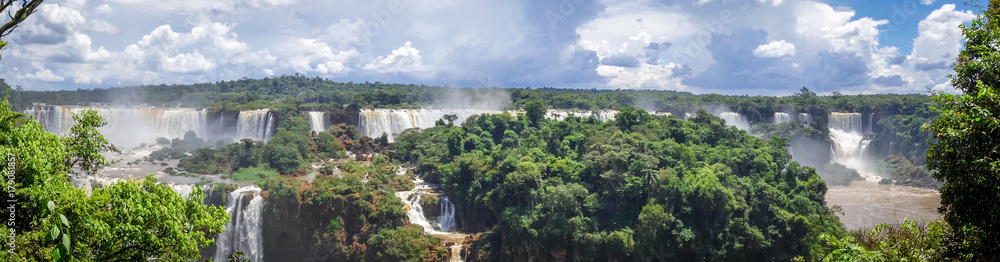 Obraz premium iguazu falls