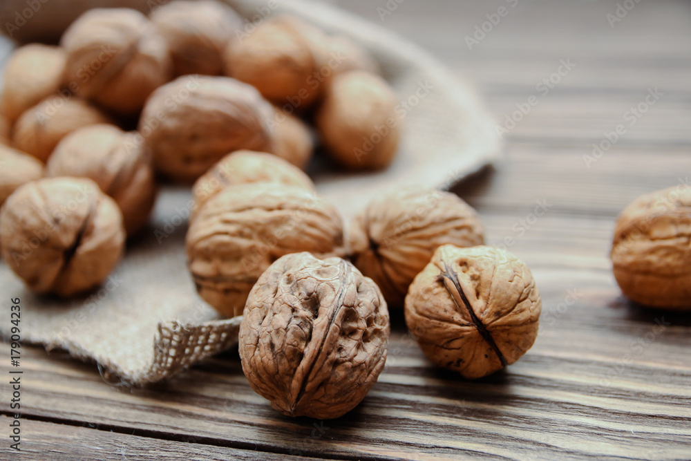 walnuts walnuts