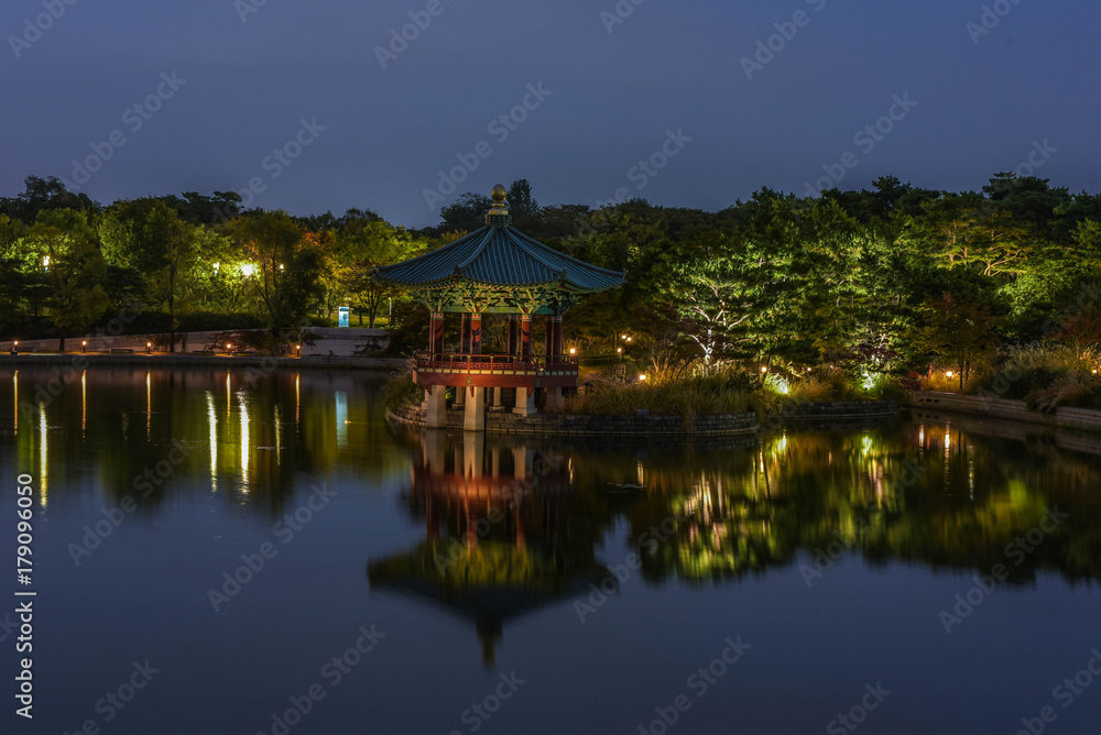 seoul night city skyline in south korea by long exposure seoul night city skyline in south korea by long exposure