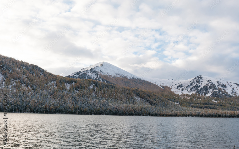 mountain lake in the Altai mountains in the winter