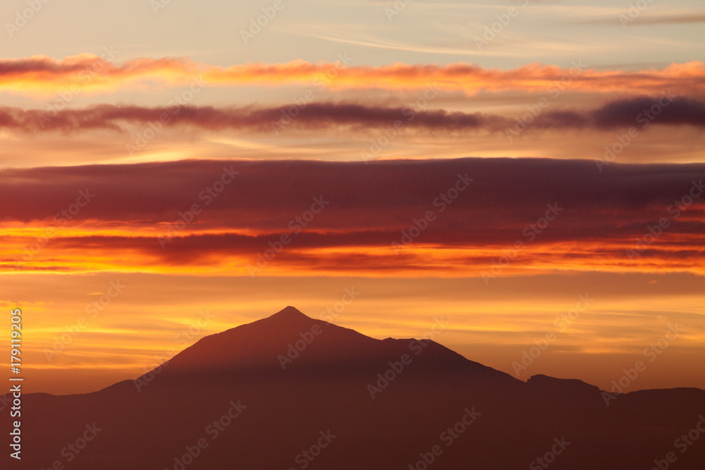 Teide peak at sunrise (Tenerife. Canary Islands)