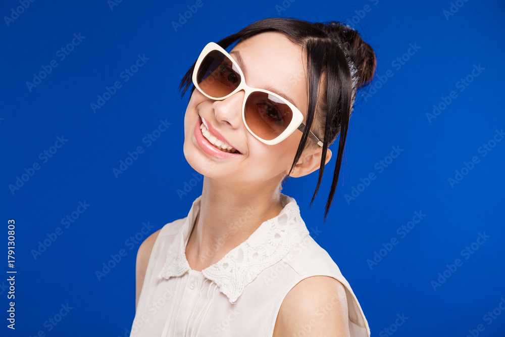 girl in sunglasses girl in sunglasses