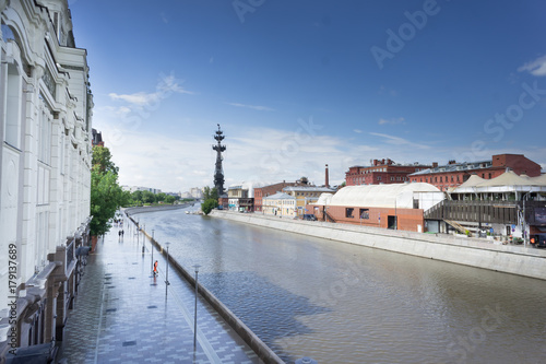 Moscow river embankment. The center of the city. Strolling tourists