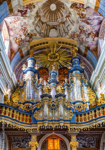 Fototapeta Naklejka Na Ścianę i Meble -  The organ in catholic baroque church in Swieta Lipka (Heiligelinde), Masuria, Poland. Spring colors.