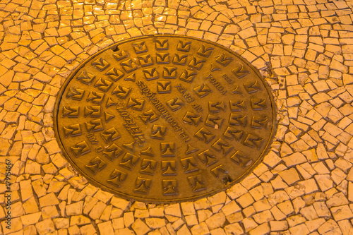 Straßendeckel