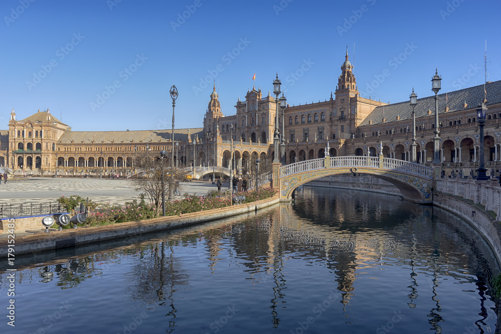 plaza de España de Sevilla construida para la exposición iberoamericana de 1929