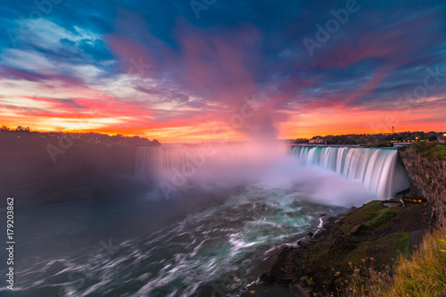 Stunning Niagara Falls Waterfall and Colorful Sky at Dawn