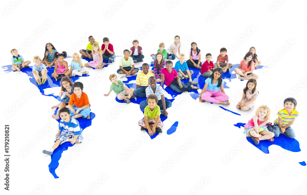 Fototapeta premium Group of diverse kids studio portrait