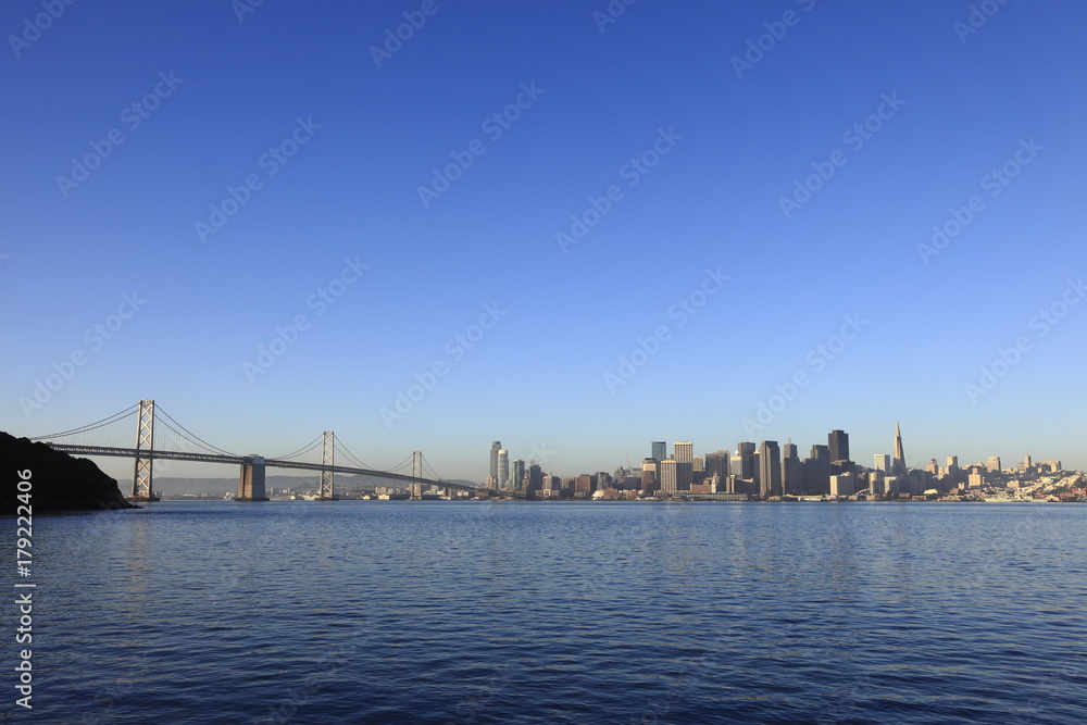 トレジャー島から望むサンフランシスコ街並み