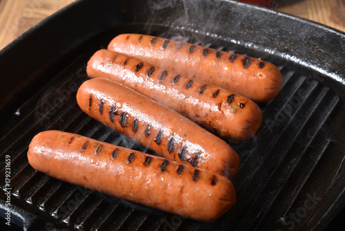 Grilling hot dogs