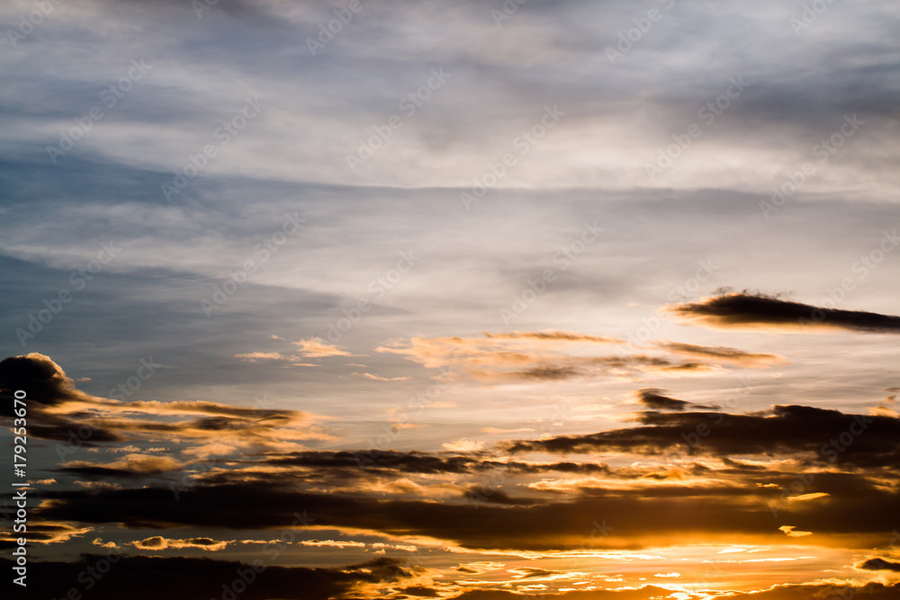 Fototapeta premium colorful dramatic sky with cloud at sunset.