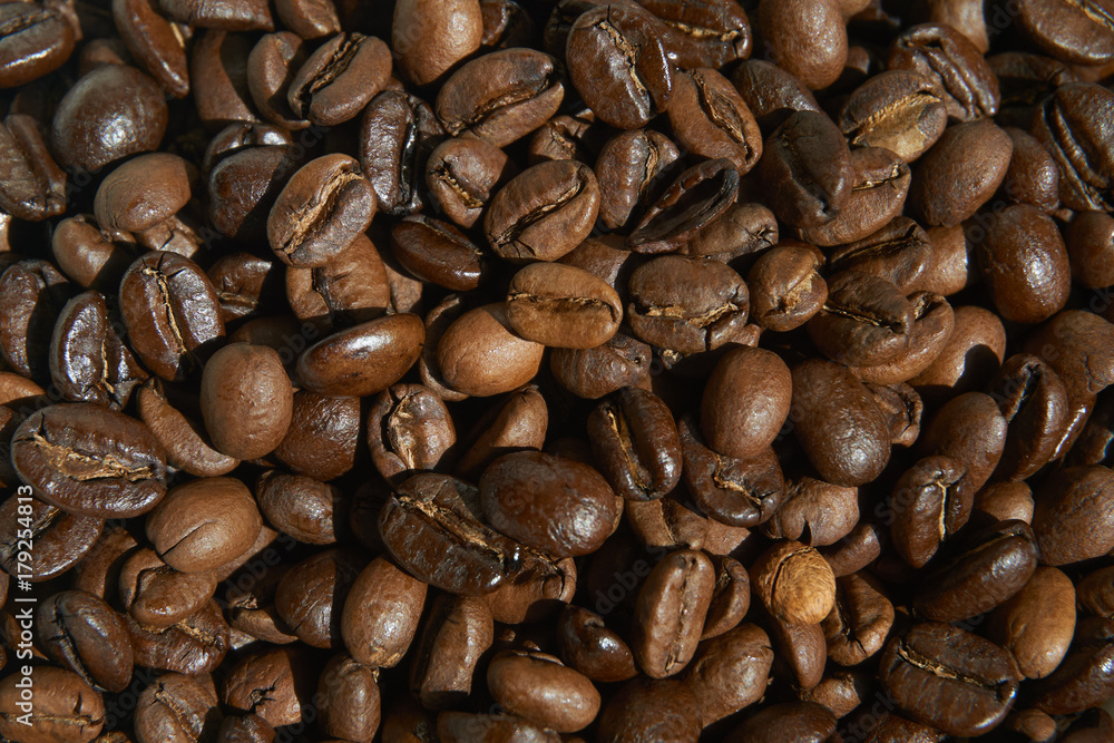 Fototapeta premium A stacked roasted coffee beans.