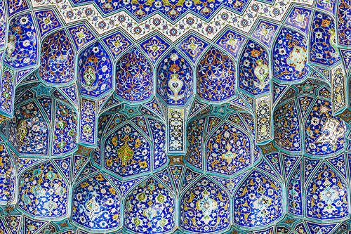 Details of Sheikh Lotfollah Mosque in Isfahan, Iran photo