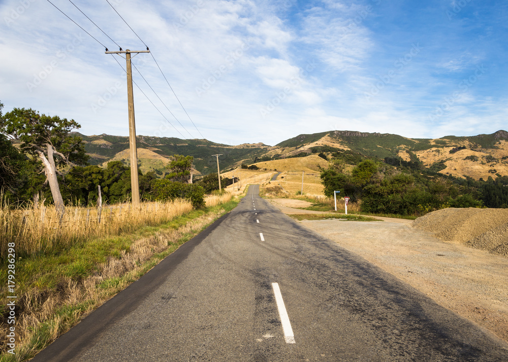 Scenic drive, the summit road, near Akaroa in the Banks peninsula in New Zealand south island