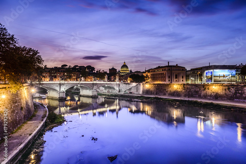 River, Tevere, San Peters, Landscape, Sunset, Ora blu, Cupola, Rome, Lazio, Italy, Europe © Pino Pacifico